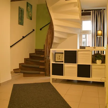 Stilvolle Altbauwohnung, Aus & Zeit Appartement