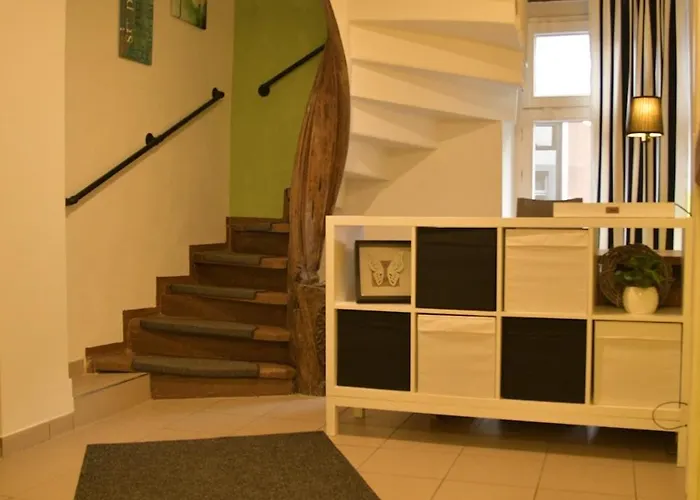 Stilvolle Altbauwohnung, Aus & Zeit Appartement